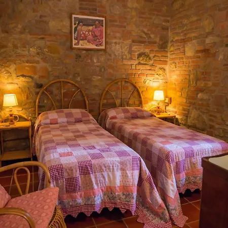 In With Garden And Pool Apartment Montaione