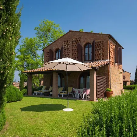 In With Garden And Pool