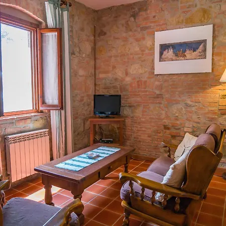 Apartment In With Garden And Pool *