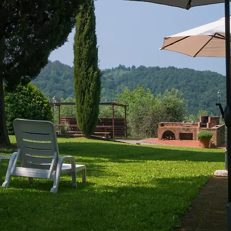 Διαμέρισμα In With Garden And Pool