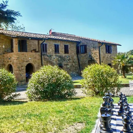 In With Garden And Pool Διαμέρισμα *
